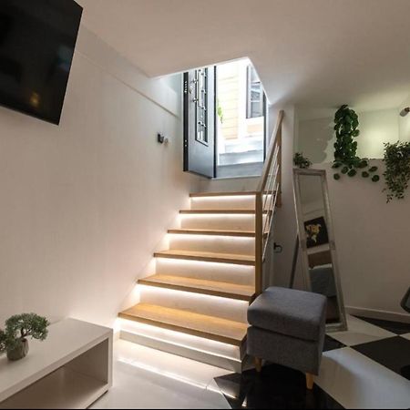 Kostas Plaka Square Apartment Athens Exterior photo