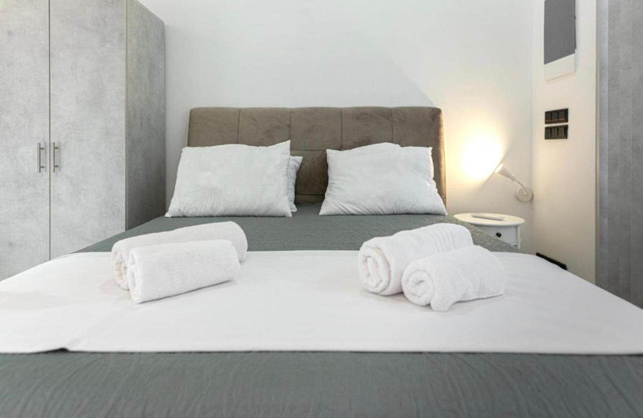 Kostas Plaka Square Apartment Athens Exterior photo